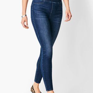 TALBOTS STRETCH PULL ON DENIM JEGGINGS